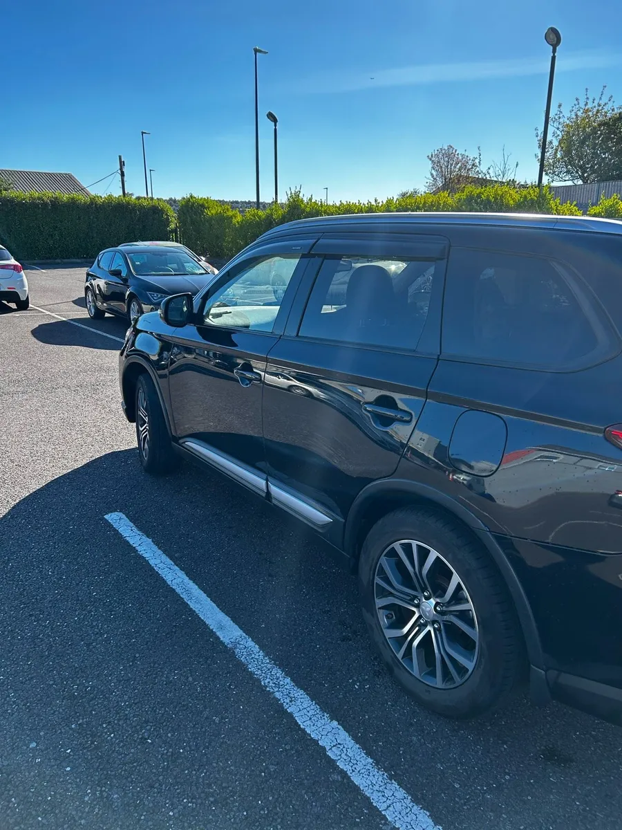 161 Mitsubishi outlander clear tec - Image 3