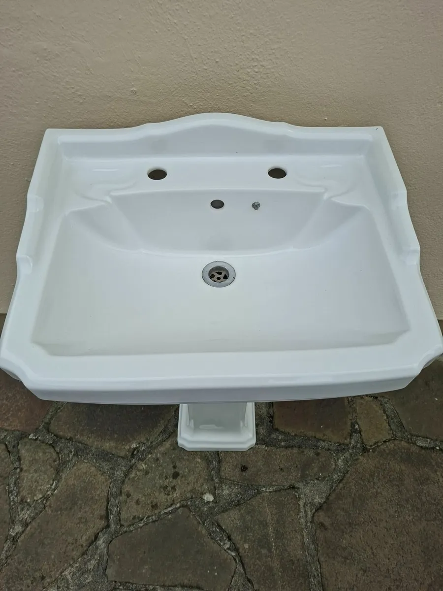 bathroom ware - Image 2