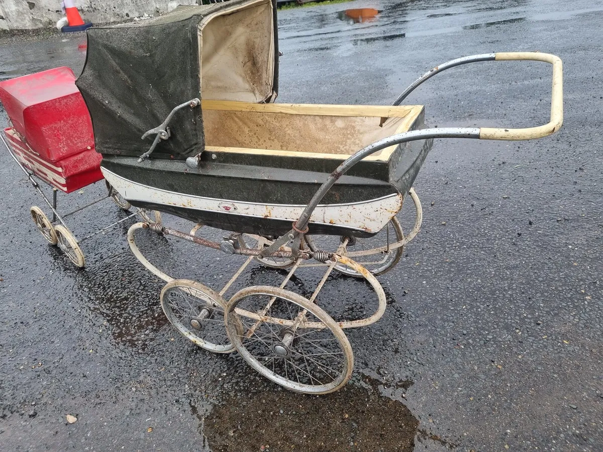 Antique original pram - Image 1