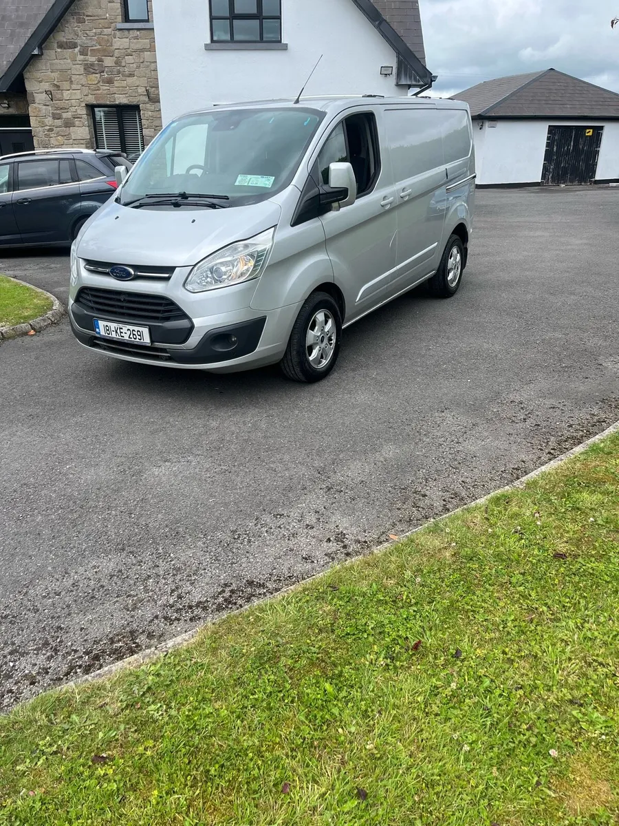 Ford Transit Custom - Image 2
