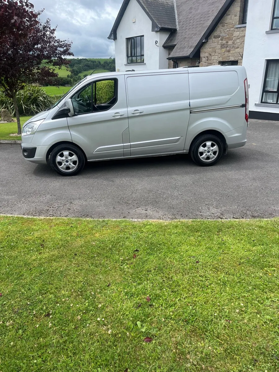 Ford Transit Custom - Image 3