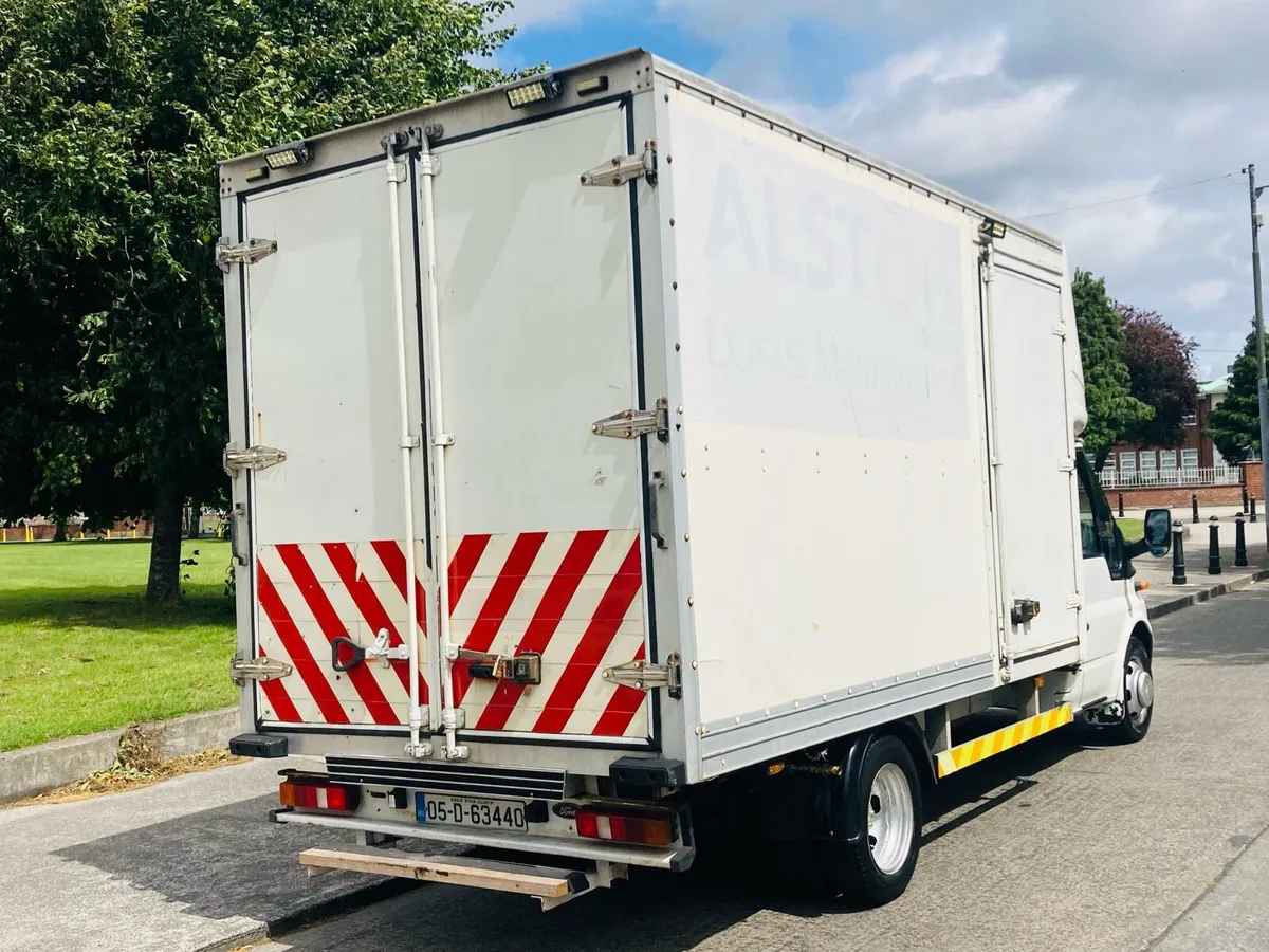 Ford Transit 2.4 Box Body - Image 2