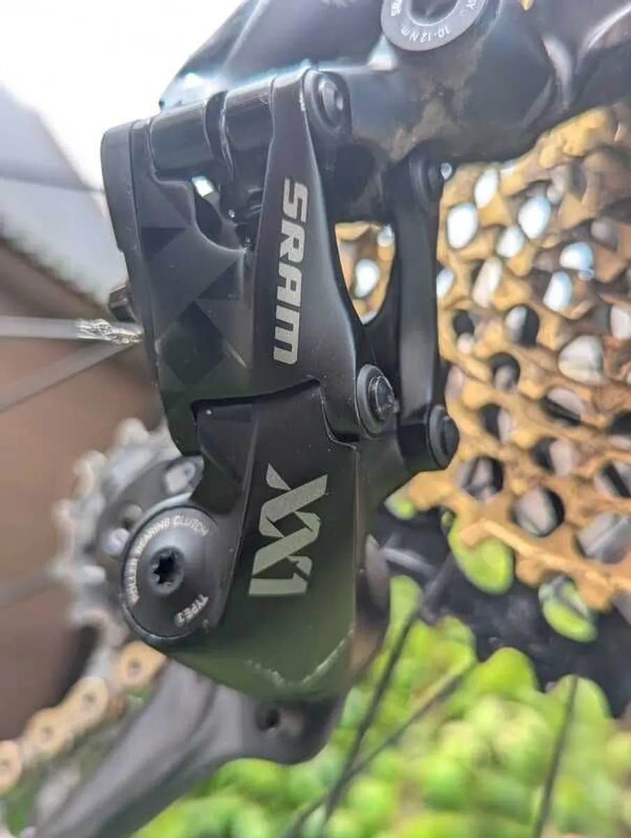 2021 Specialized Enduro - S4 - immaculate Condition - Image 4