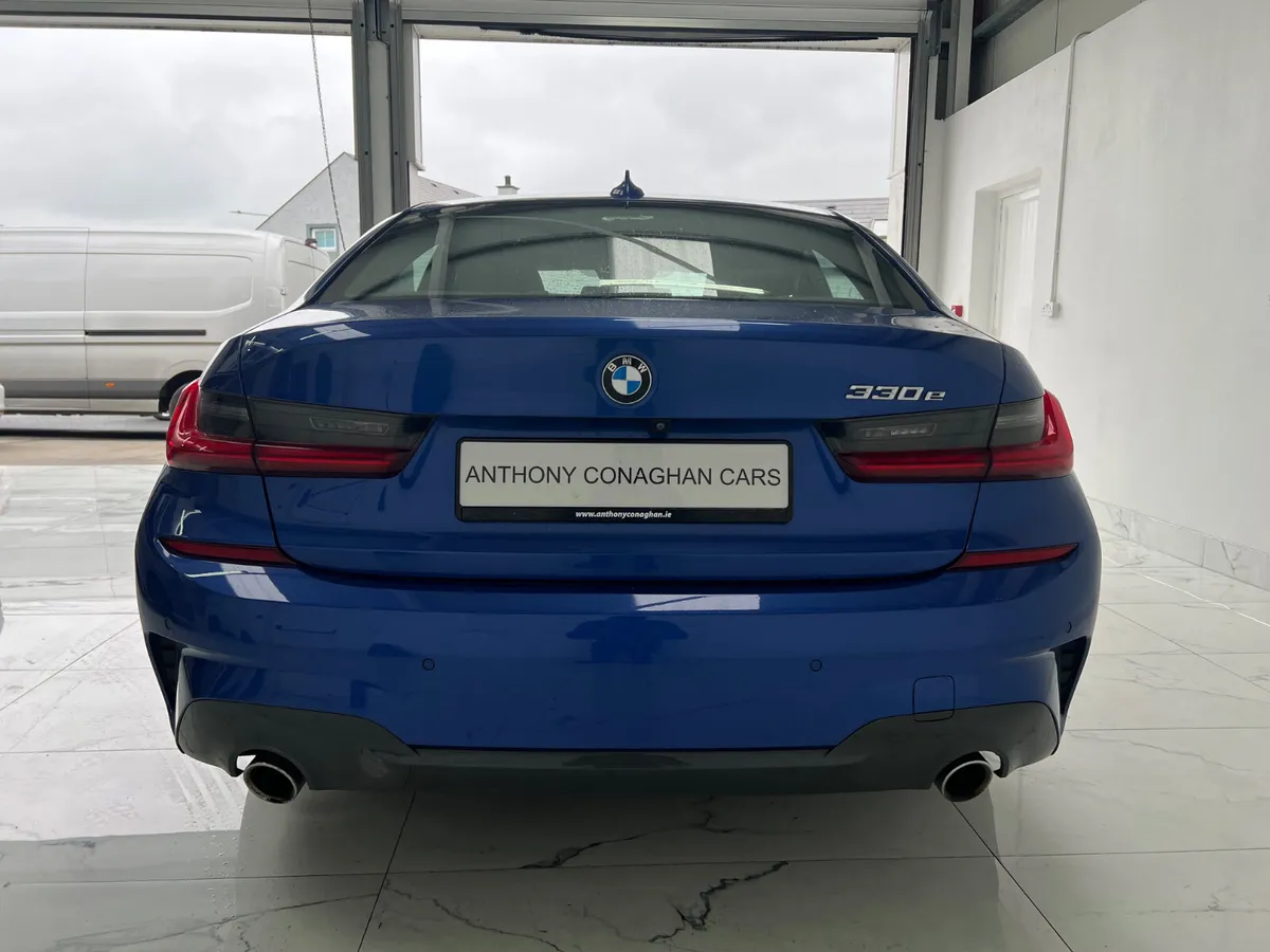 BMW 3-Series 2020 330E MSPORT - Image 4