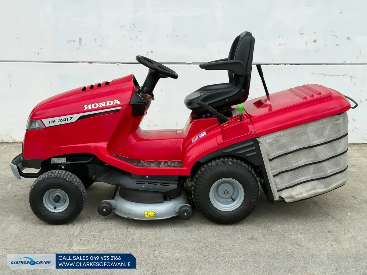 2021 Honda HF2417 Lawnmower - Image 2
