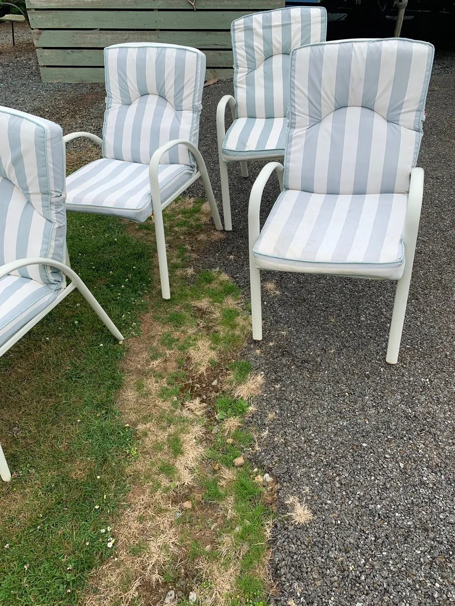 6 Garden chairs - Image 2