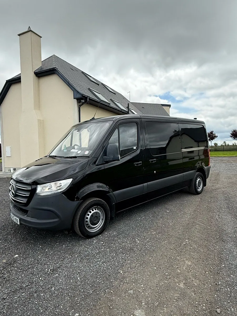 Mercedes Sprinter - Image 1