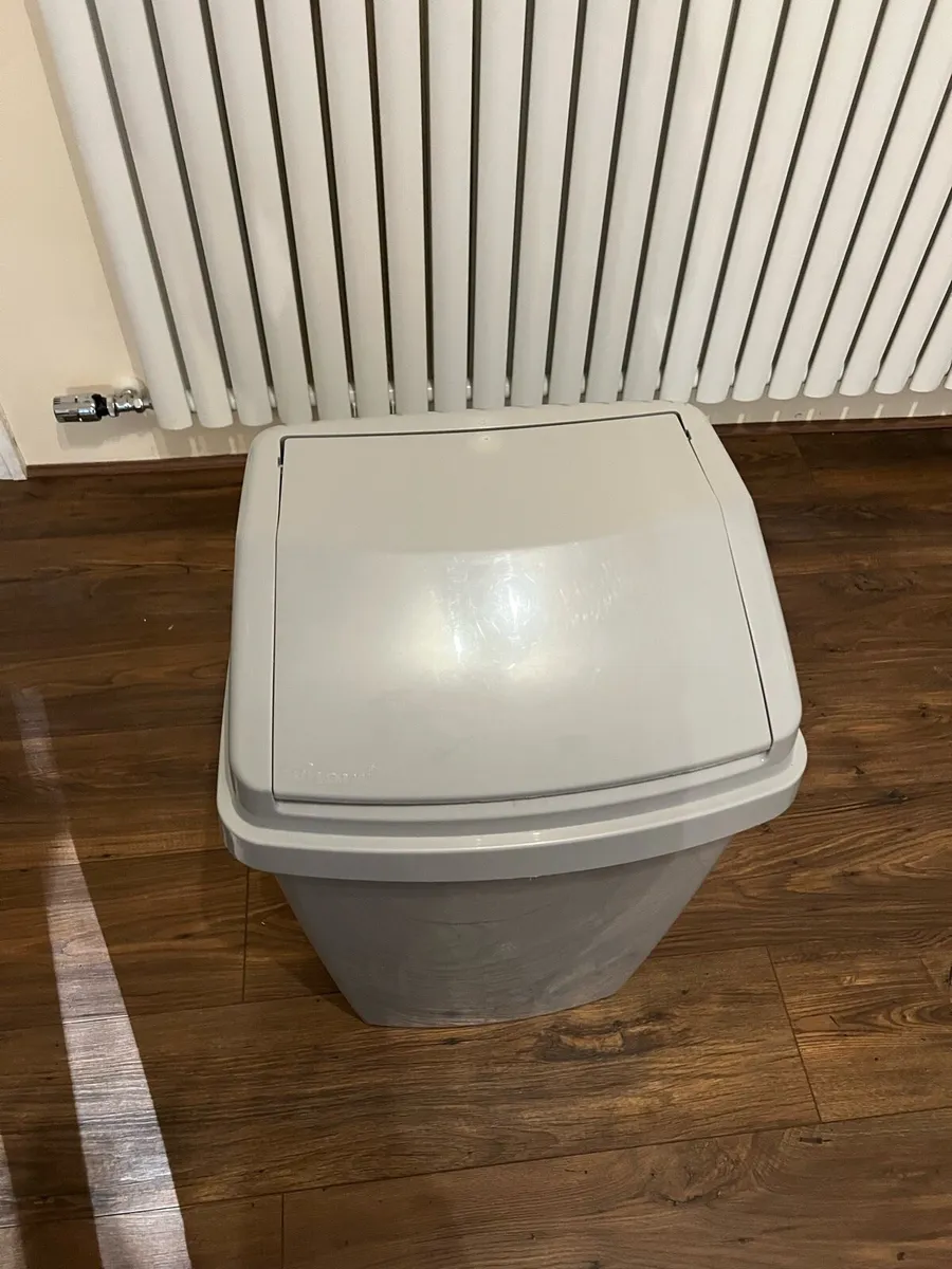 Bin light grey 50L - Image 1