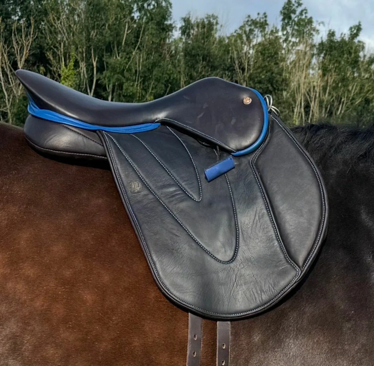 WOW Jump Saddle - Image 1