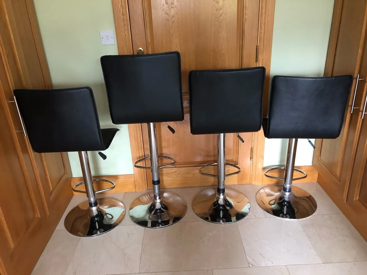 Kitchen Bar Stools - Image 3