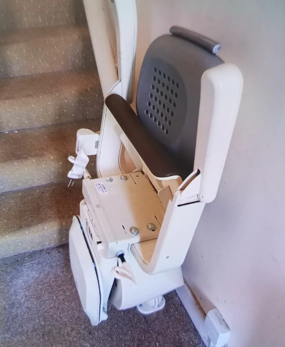 stairlift - Image 2
