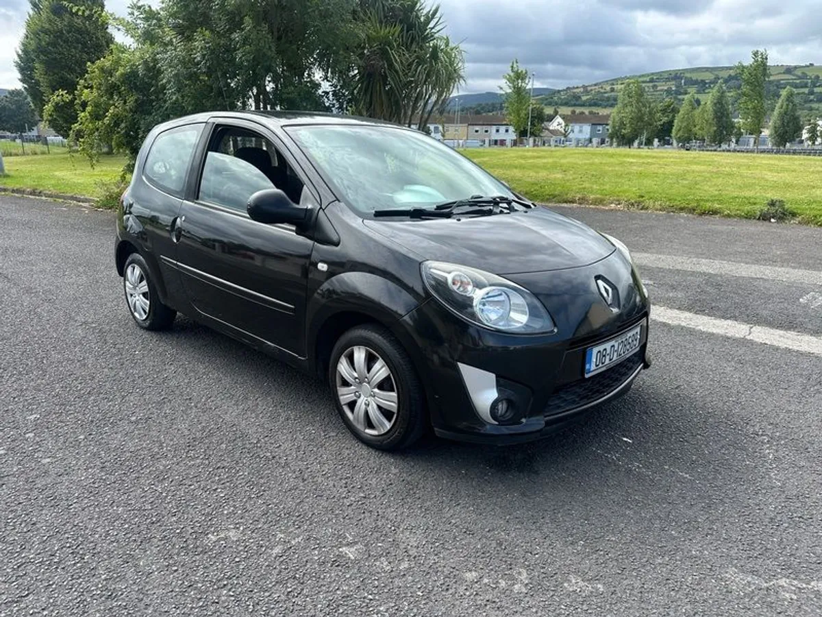 2008 Renault Twingo NCTED MINT - Image 1