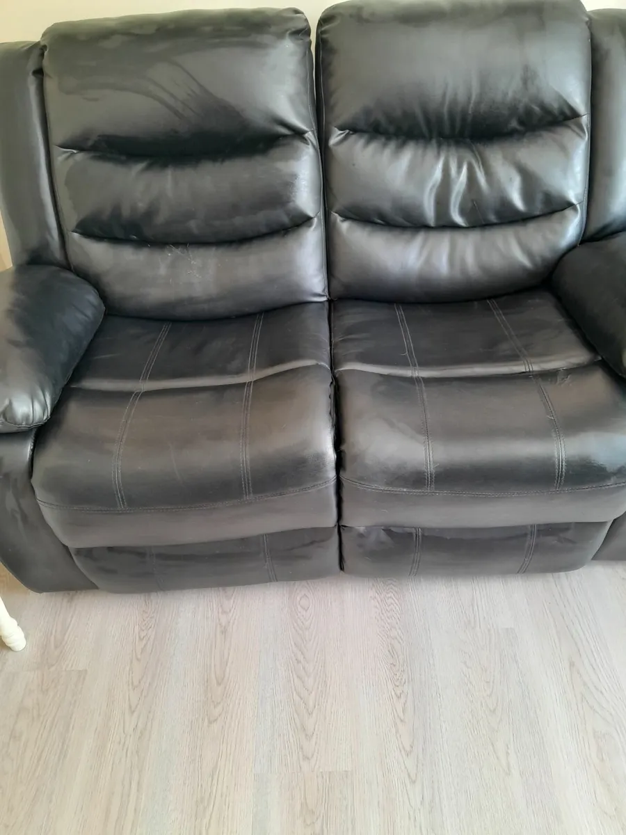 2 seater couch - Image 2
