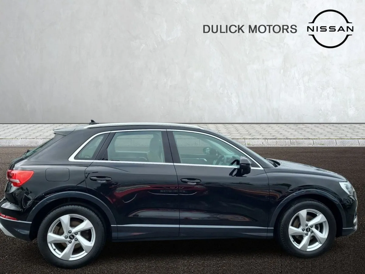 Audi Q3 35 Tfsi 150HP SE - Image 3