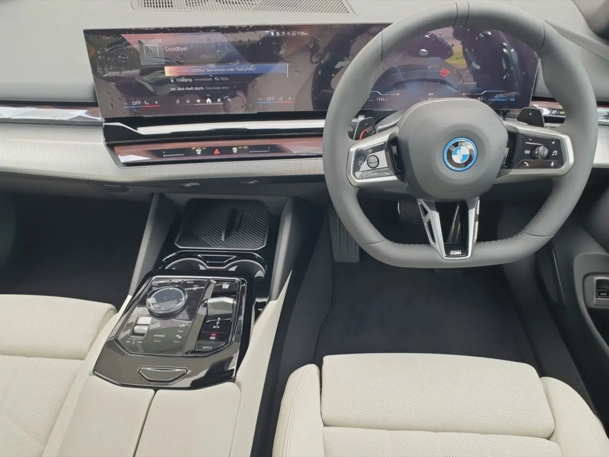 BMW 5 Series 530e M Sport Pro - Image 4
