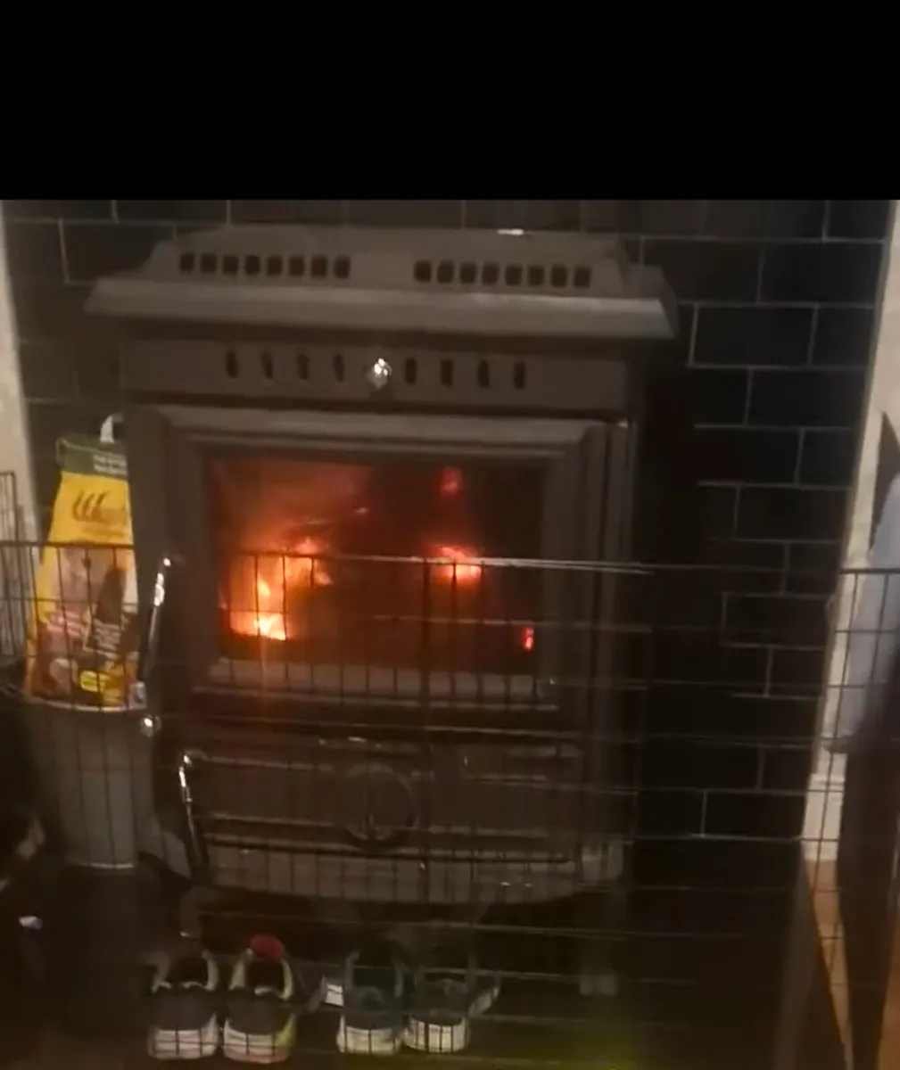 Olymberyl Aidan
Stove - Image 4