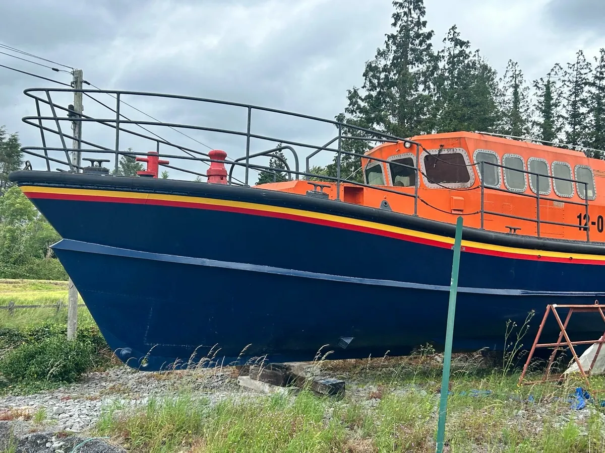 Boat - Image 3