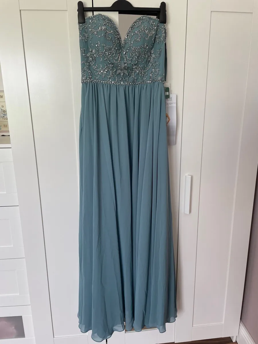 Bridesmaid dresses - Image 2