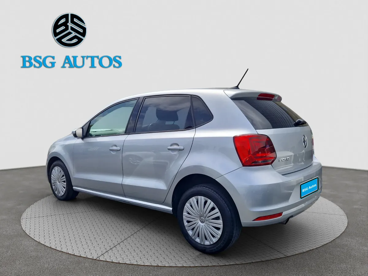 2015 VOLKSWAGEN POLO COMFORT LINE 1.2  AUTOMATIC - Image 4