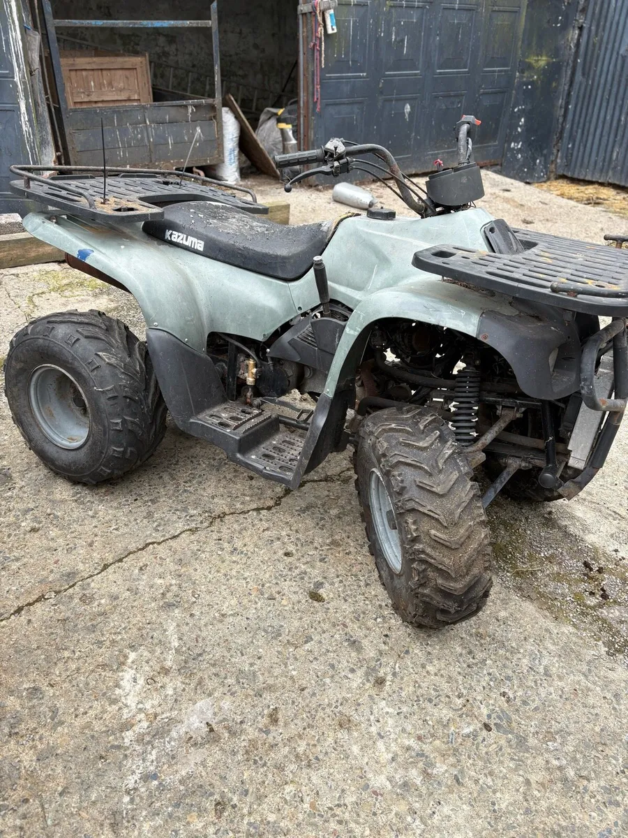 Kazuma 250cc quad