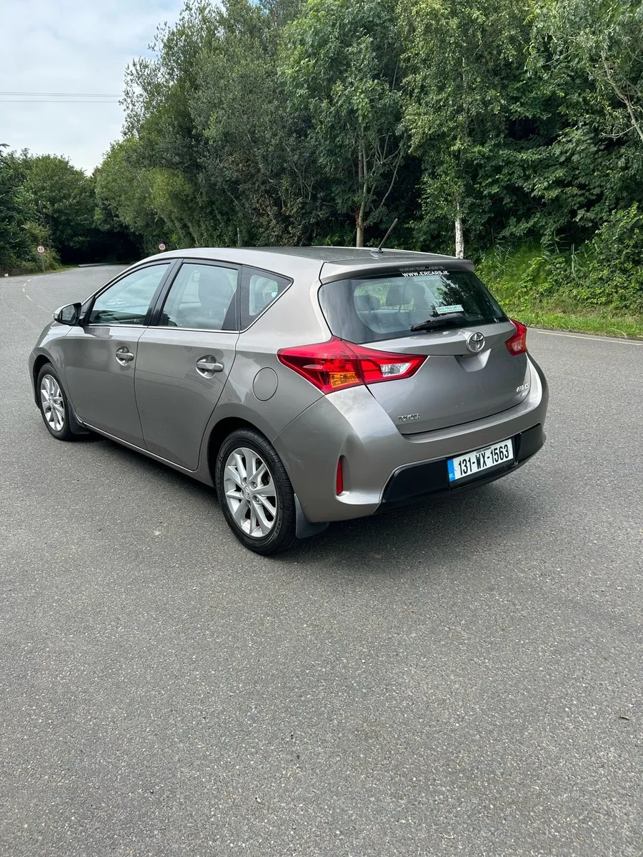 131 Toyota Auris - Image 3
