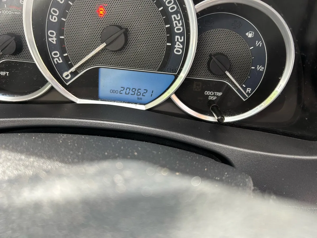 131 Toyota Auris - Image 4