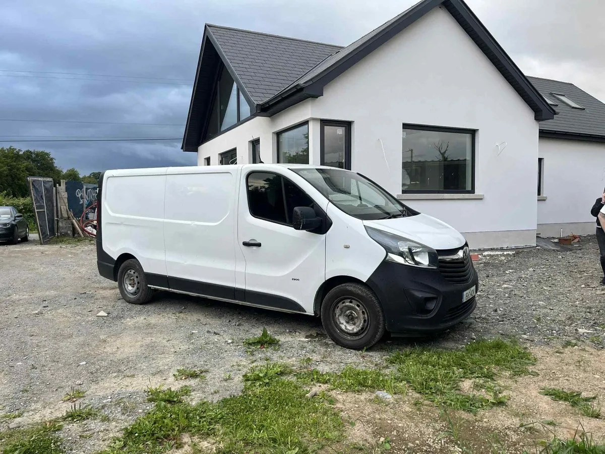 2015 Vauxhall Vivaro - Image 3