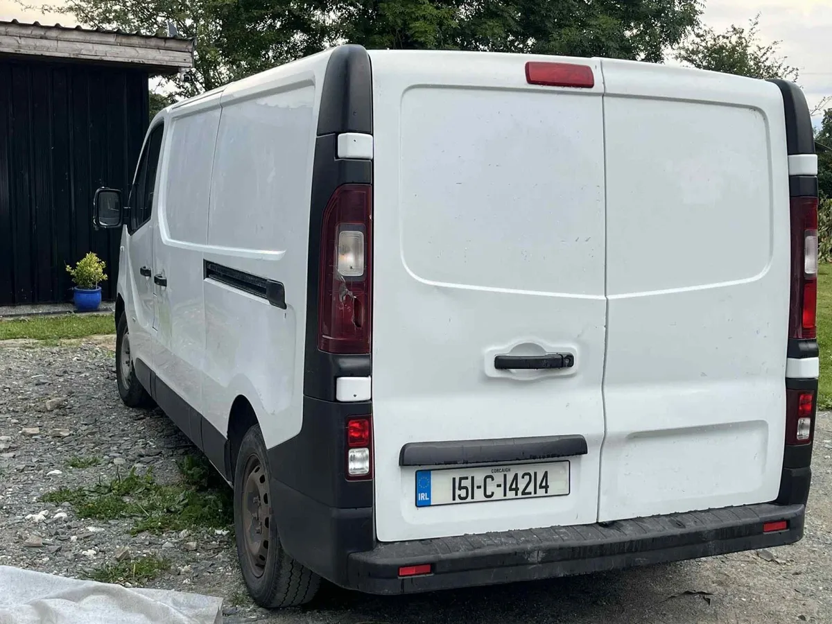 2015 Vauxhall Vivaro - Image 4