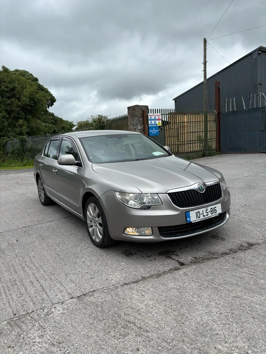 Skoda Superb Elegance 1.9 TDI 105HP - Image 1