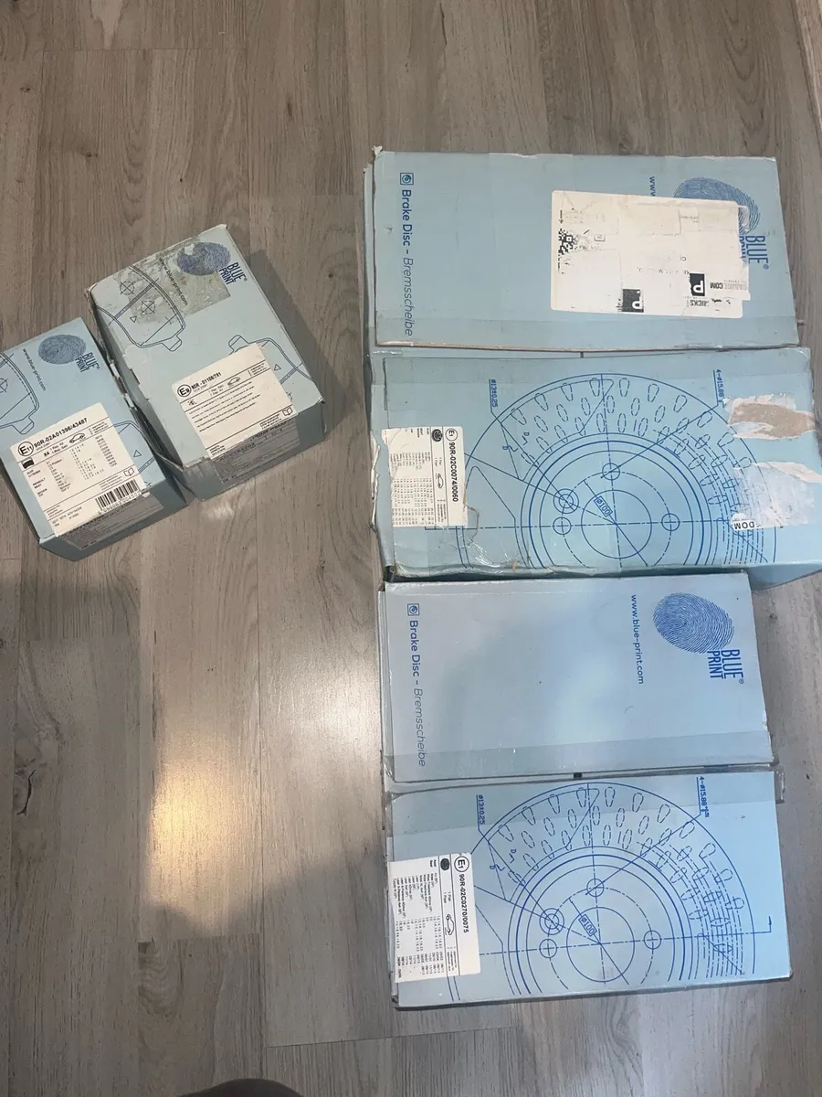 Blue Print Brake discs and pads bundle - Image 1