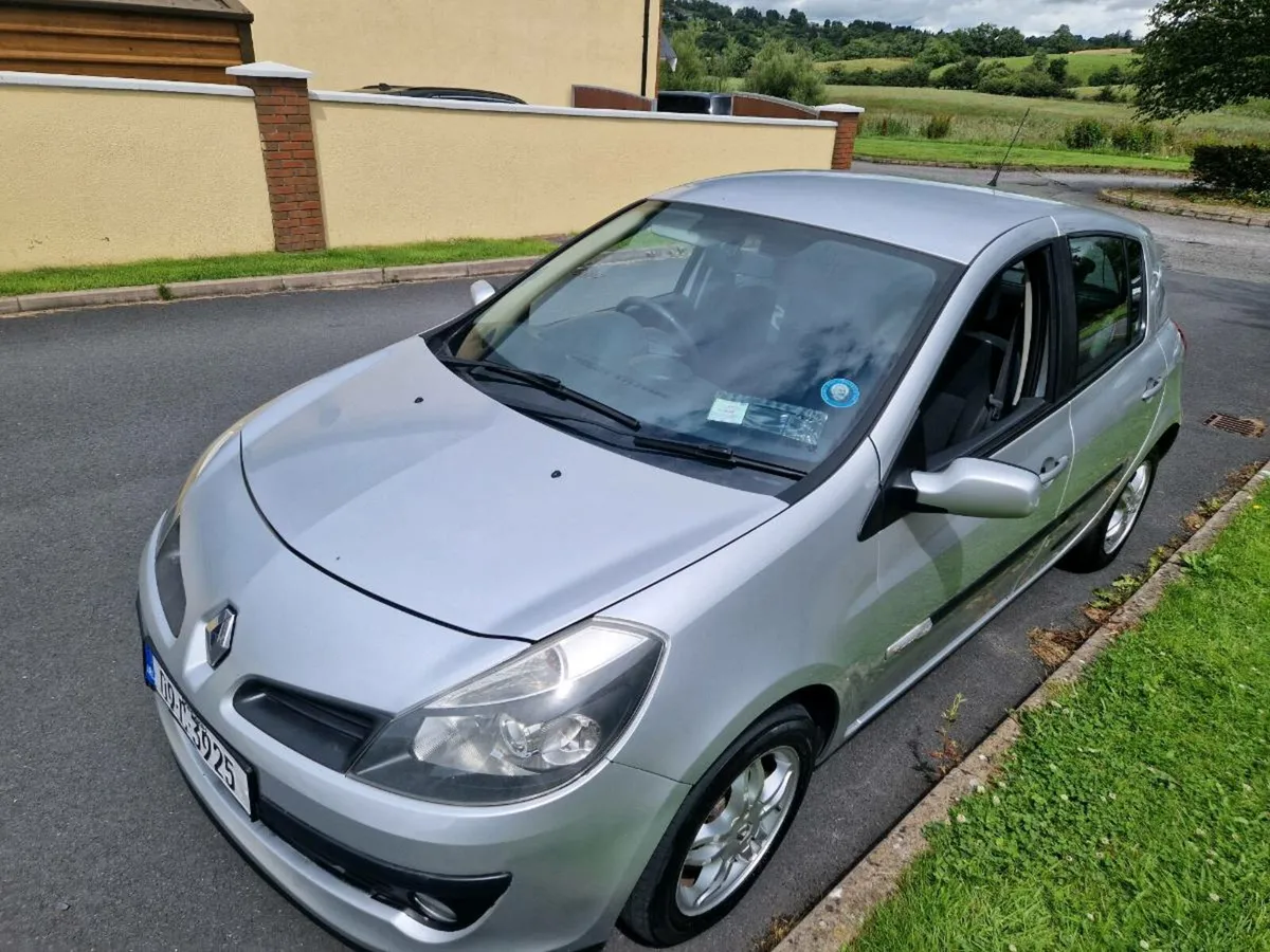 2009 Clio 1 Yr NCT - Image 3