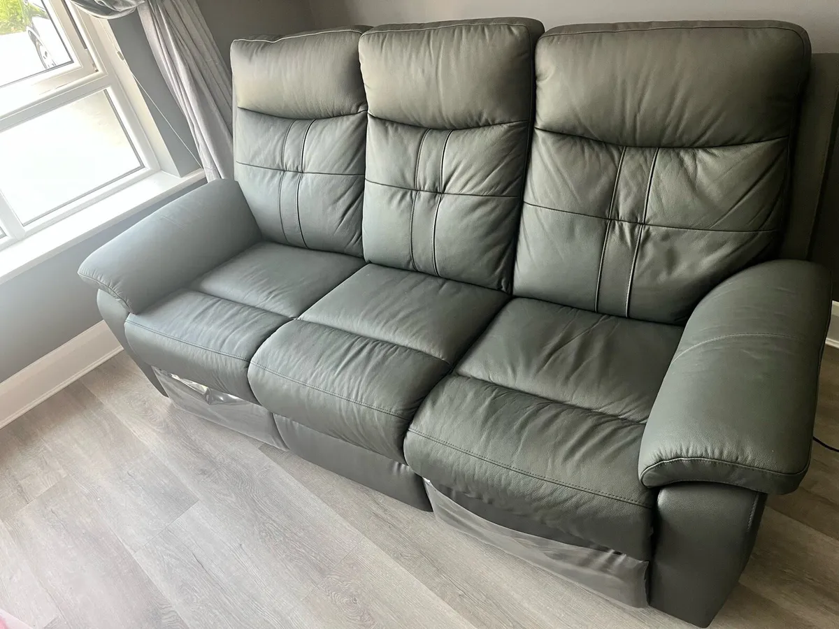 Sorena Sofa Suite - Image 1