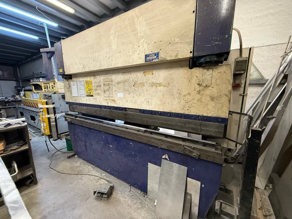 Brake press LVD - Image 1