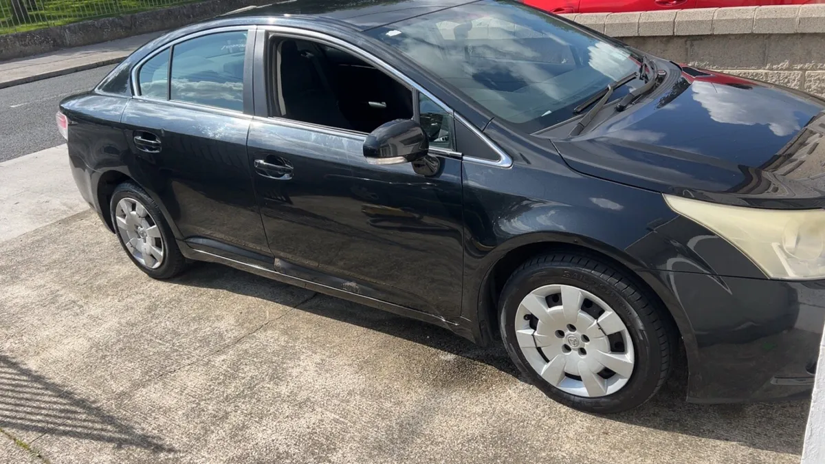 Toyota avensis - Image 1
