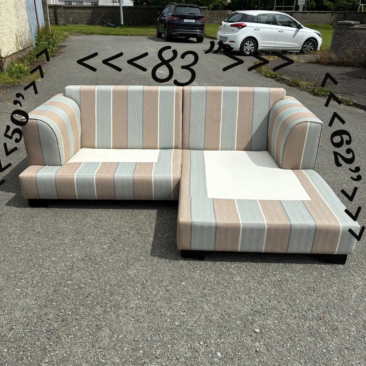 Beautiful L Couch Excellent Condition - Image 3