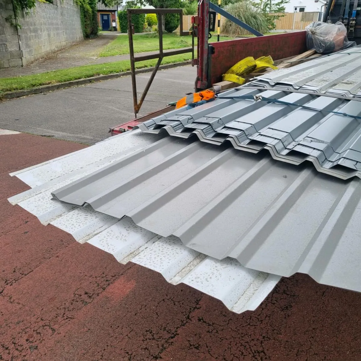 Cladding sheets - Image 1
