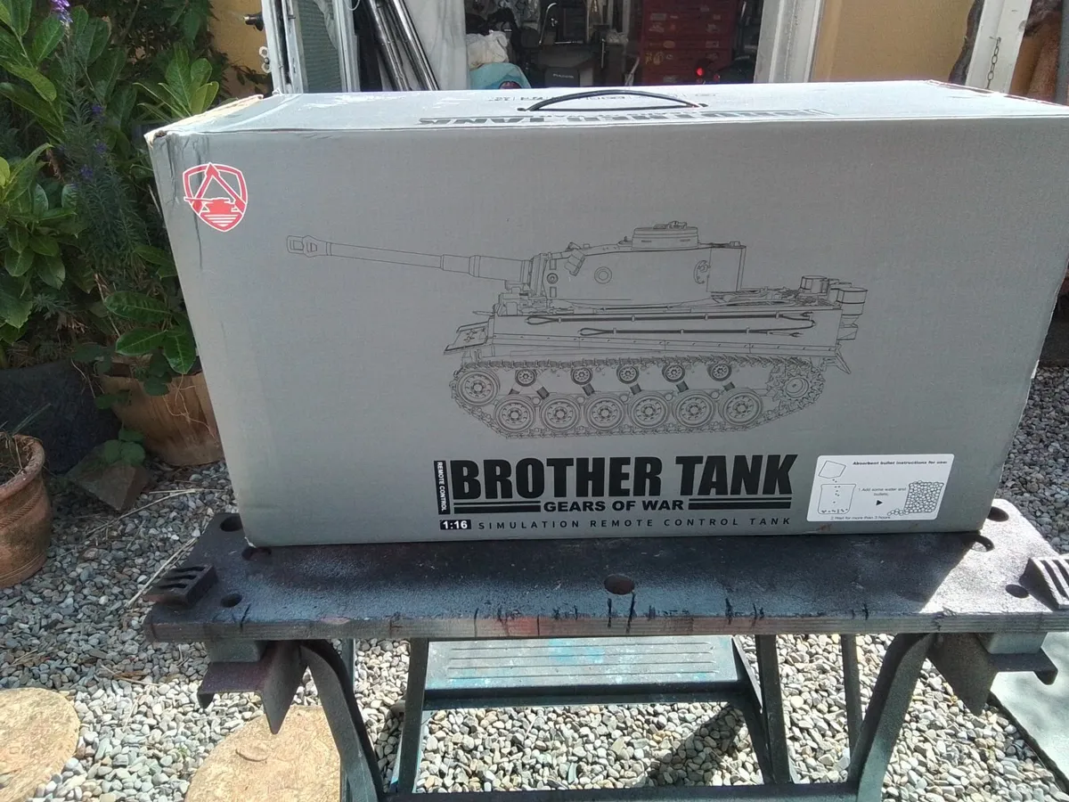 Radio control tanks - Image 2