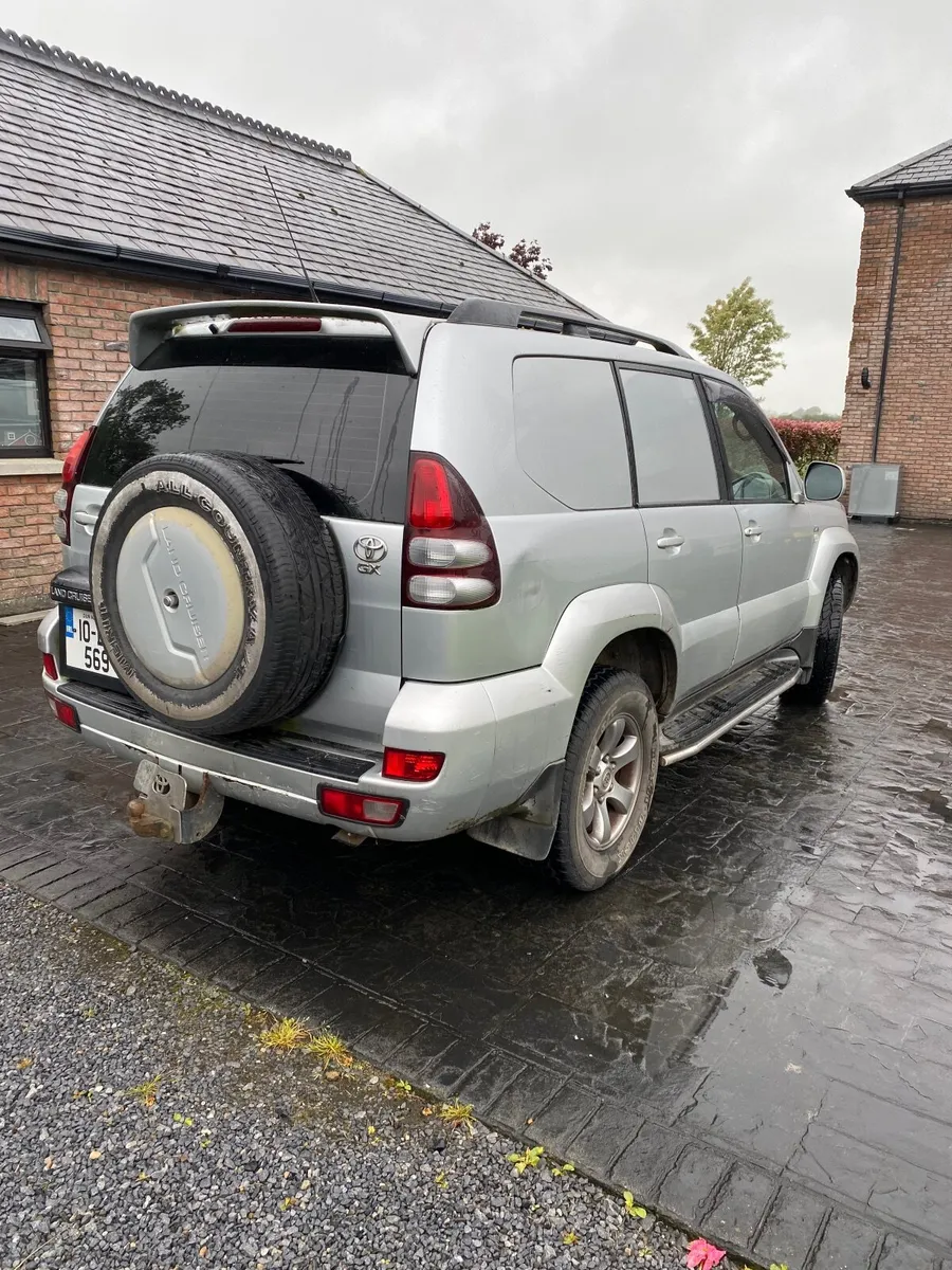 Toyota Land Cruiser 2010 - Image 2