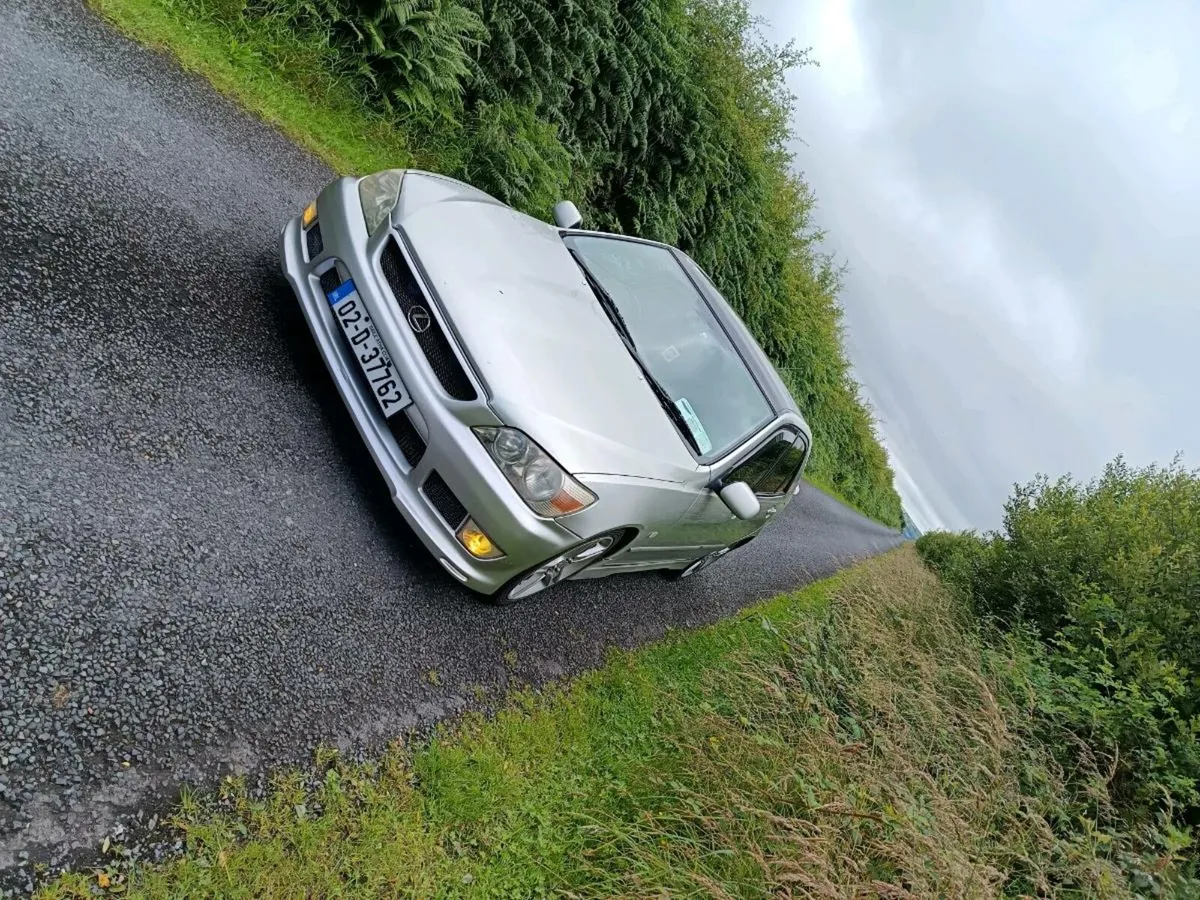 Lexus is200 for sale long test - Image 3