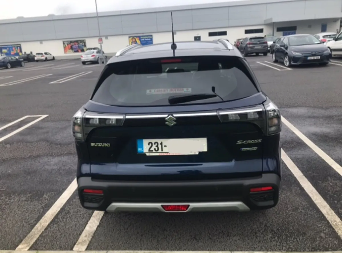 Suzuki SX4 S-Cross 2023 - Image 2
