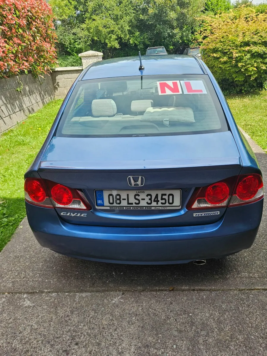 Honda Civic 2008 - Image 1