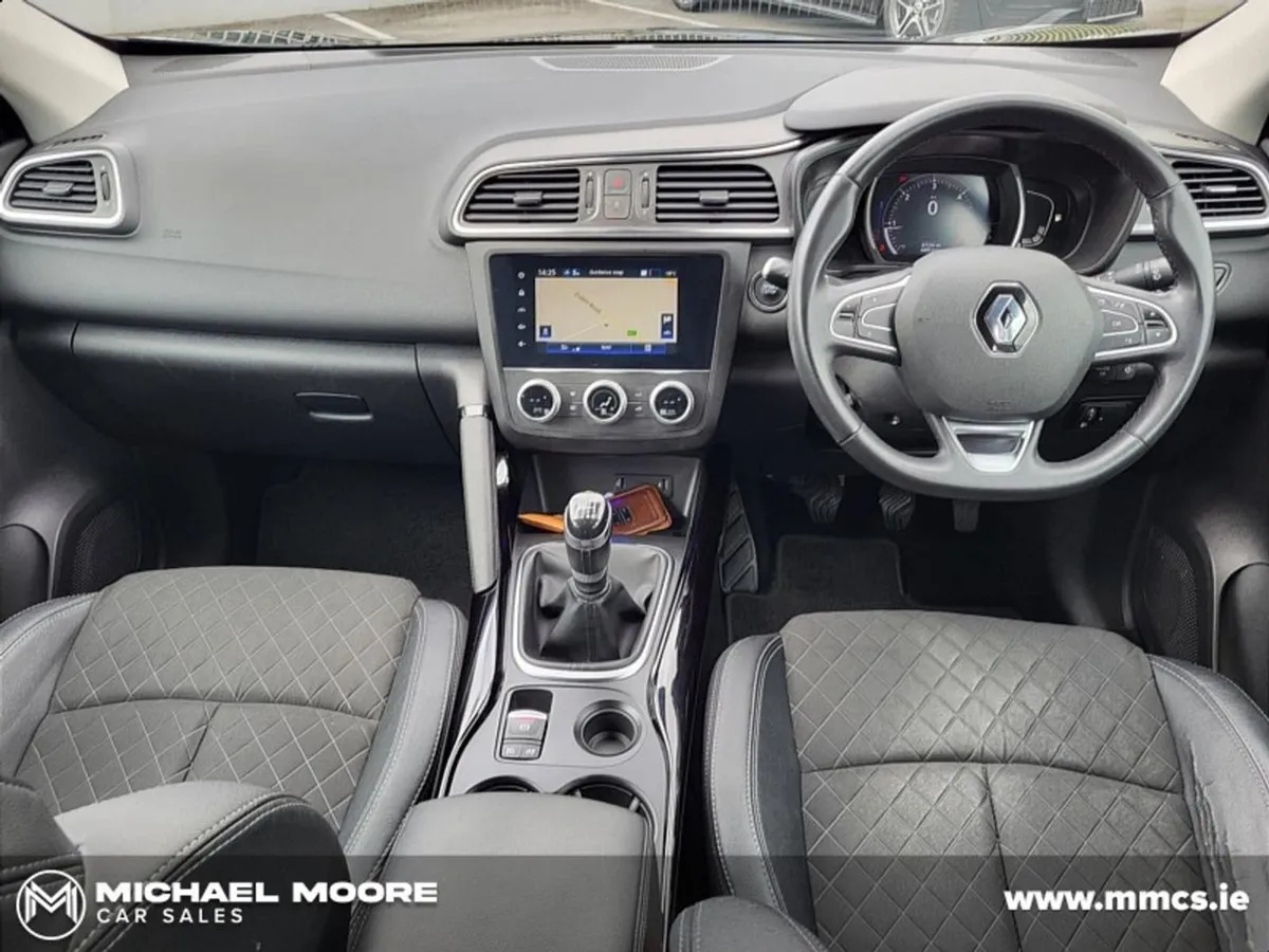 Renault KADJAR 1.5 dCi Blue 115BHP Iconic 5DR - Image 2