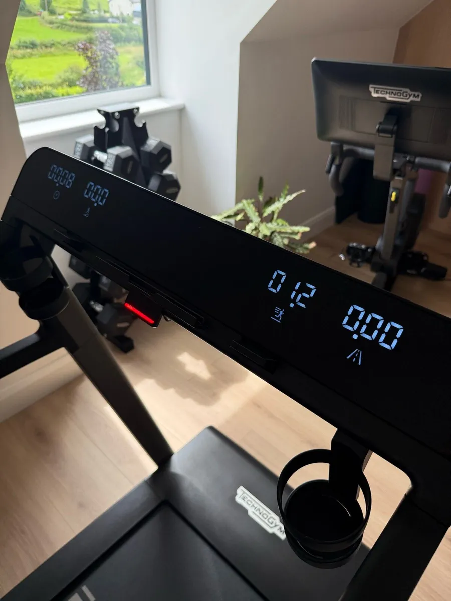 Treadmill - Image 2
