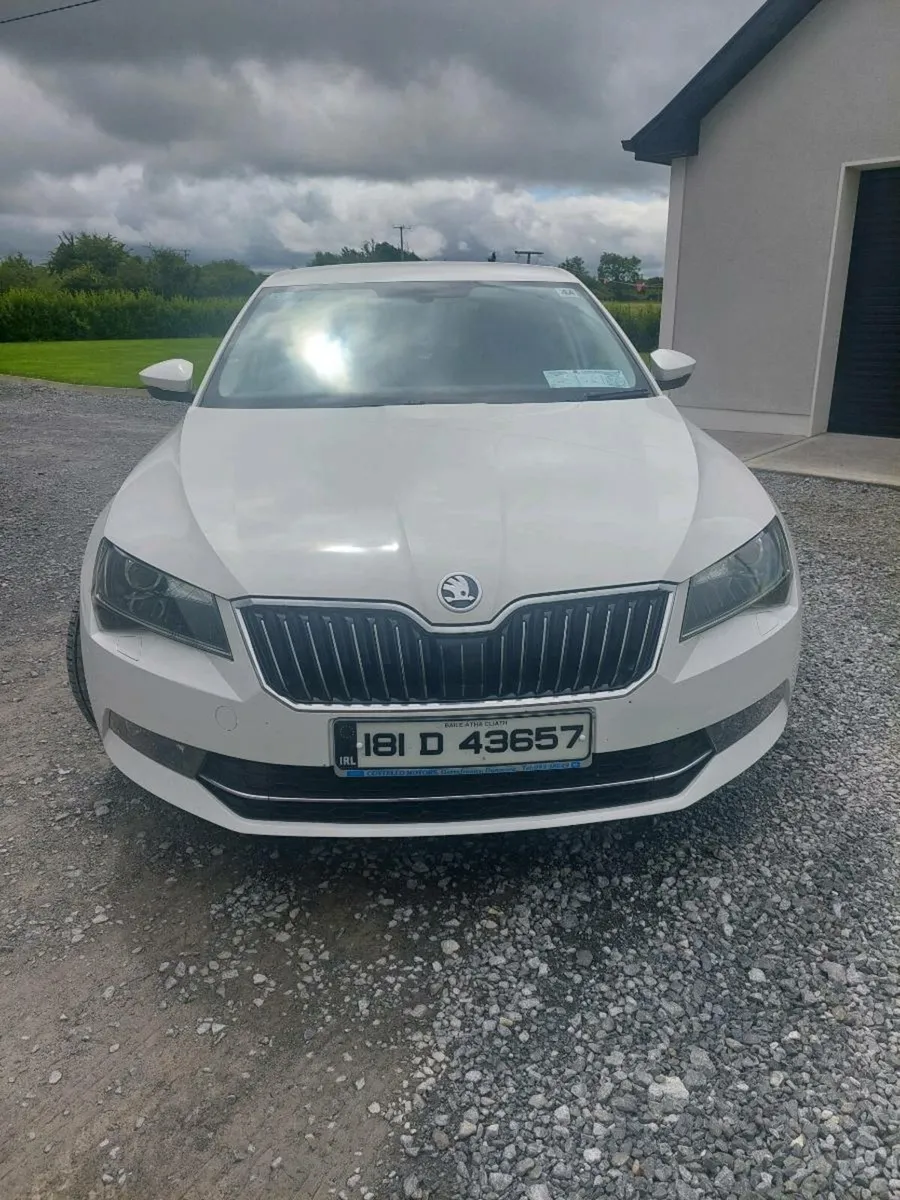 Car - Image 2