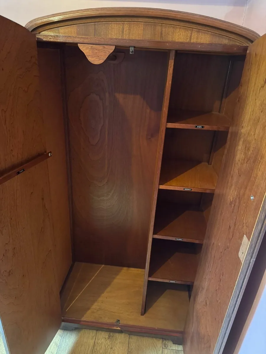 GPlan and AustinSuite wardrobe - vintage / retro - Image 3