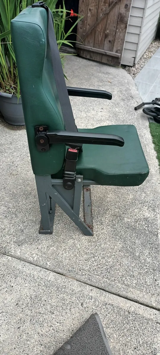 Ambulance seat - Image 2