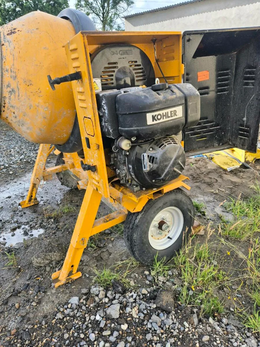 Cement Mixer - Image 3