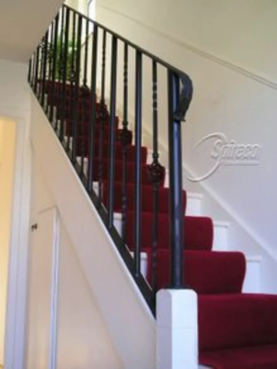 Wrought Iron Bannisters - Balustrade - Handrail