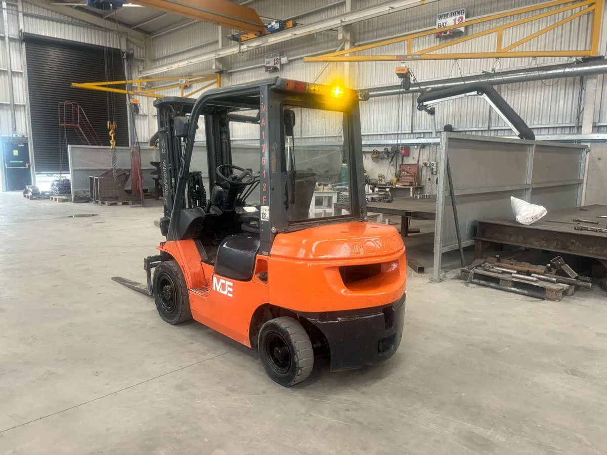 Toyota forklift 2.5T **only 4522hrs*** - Image 1