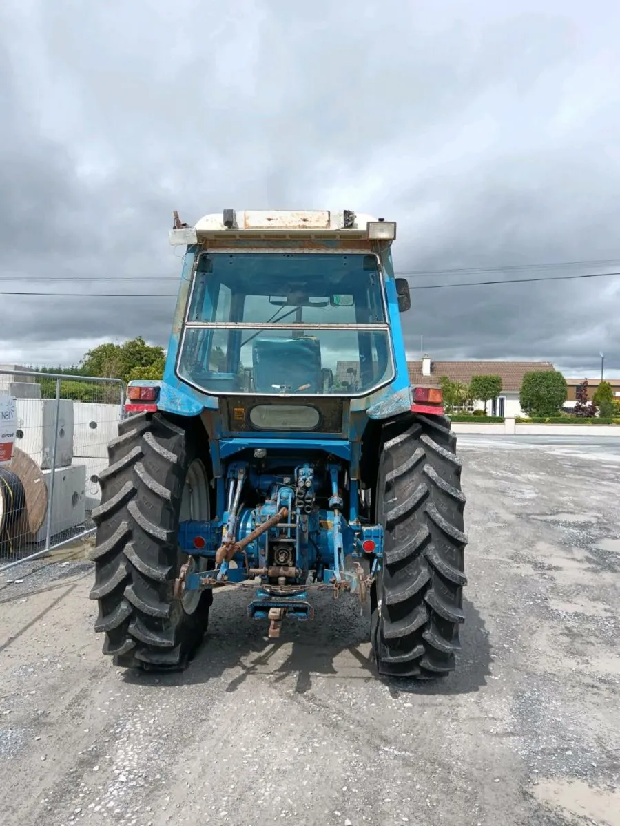 Ford 7910 - Image 2